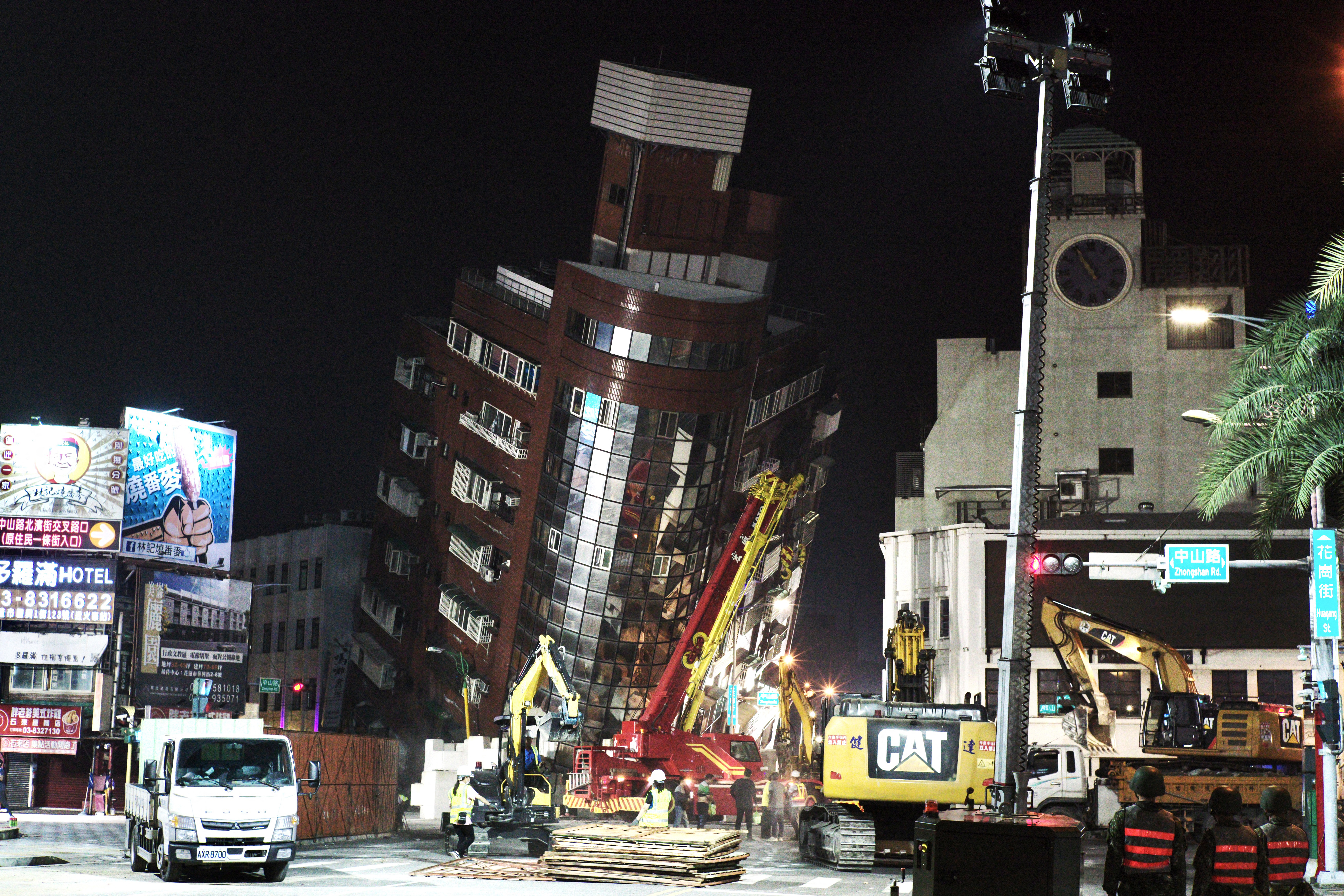 Could LA's Buildings Collapse Like Those In Taiwan? - Vimarsana News